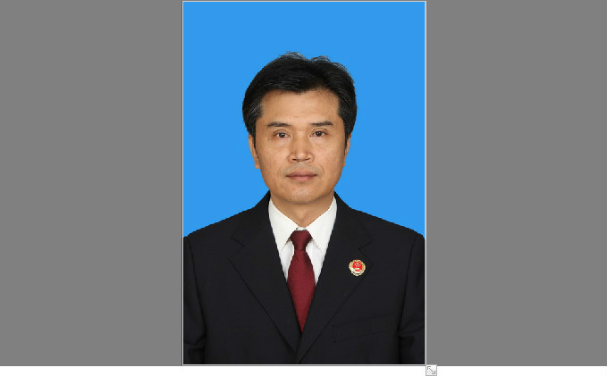 彭永雄:党组成员、副检察长 