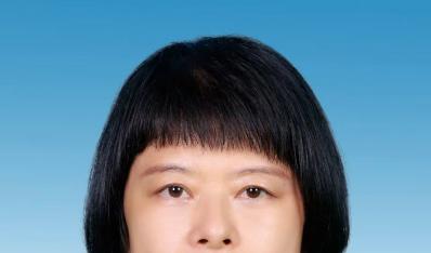 卢 军:党组成员、副检察长 